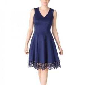 Donna Ricco Navy Blue Sleeveless Rosette Trimmed Dress Size 4